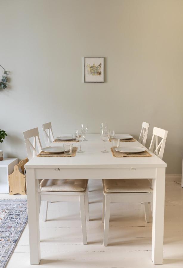2Ndhomes Bright & Modern 1Br Home In Ullanlinna Helsinki Kültér fotó